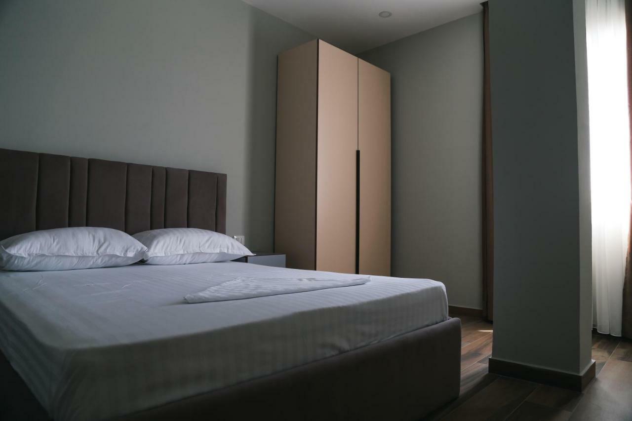 Julius Hotel Golem  Eksteriør billede